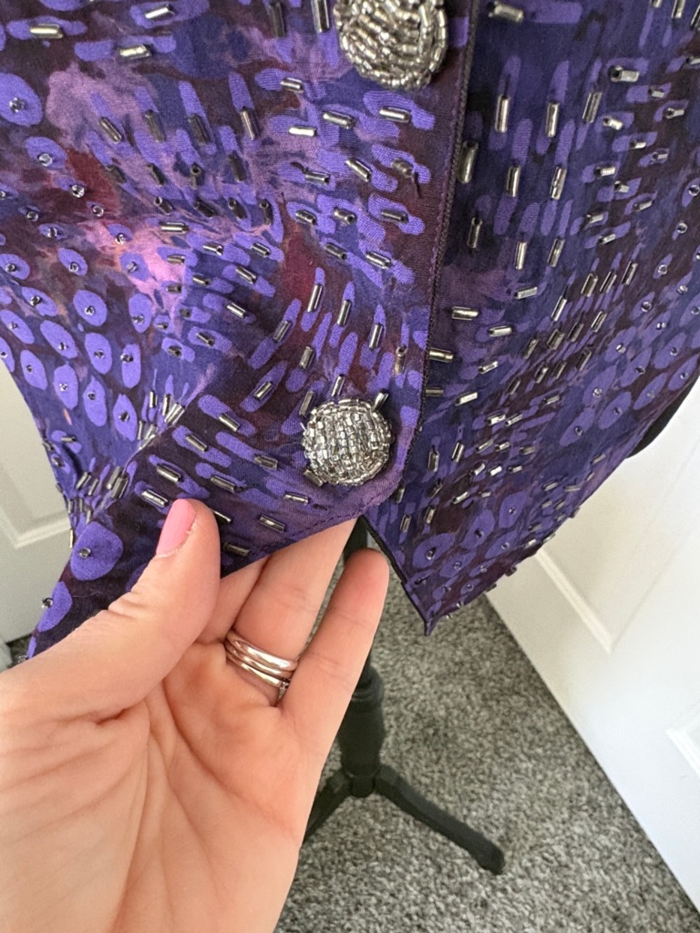 Red’s Threads Vintage Purple Patterned Beaded Button-Front Vest - Picture 4 of 12